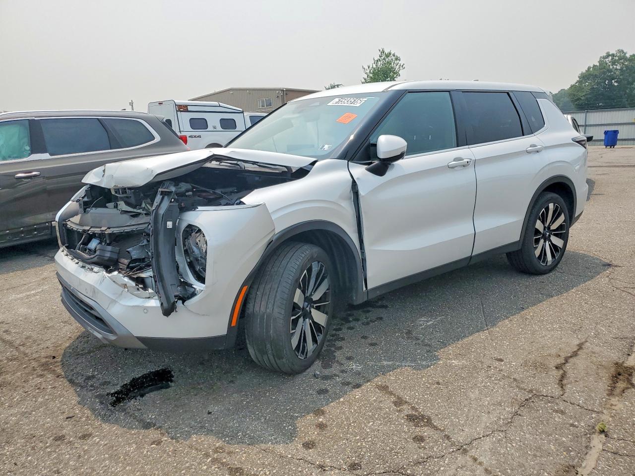 2025 MITSUBISHI OUTLANDER