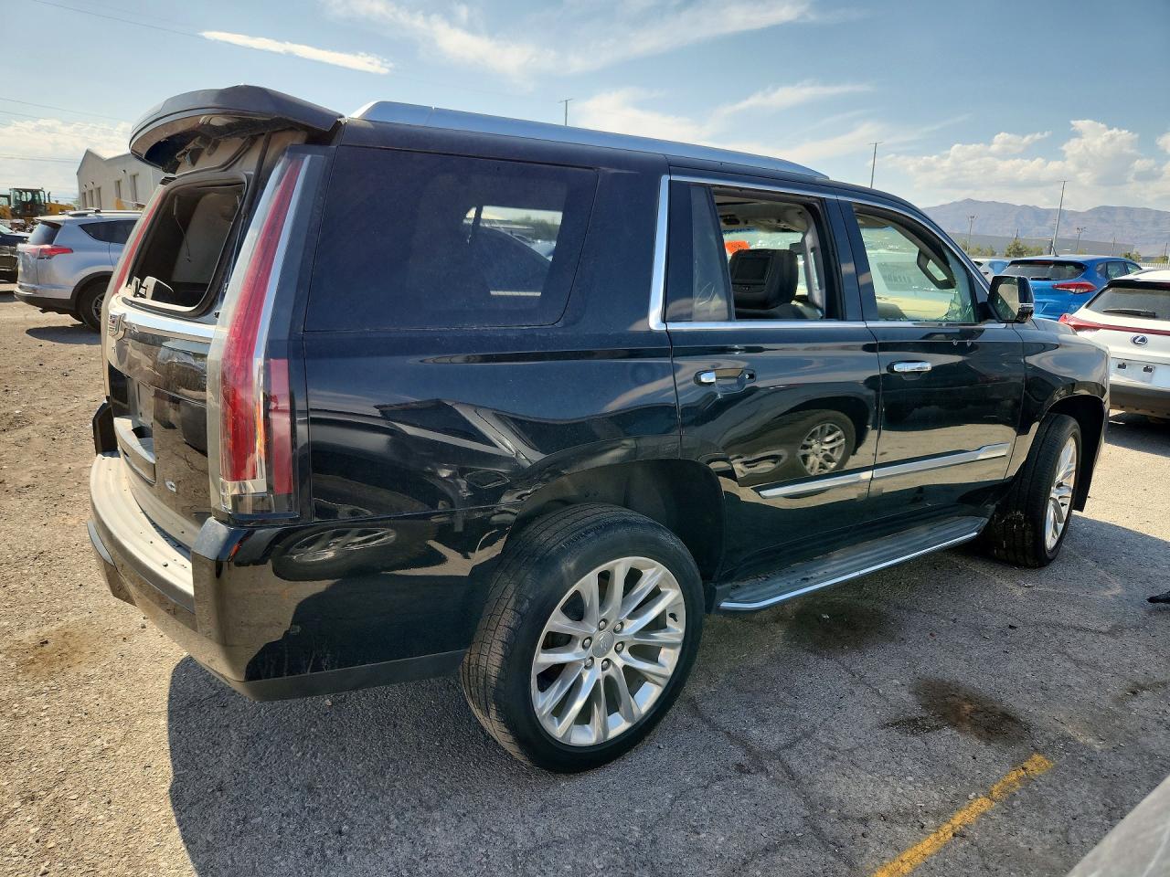 2019 CADILLAC ESCALADE