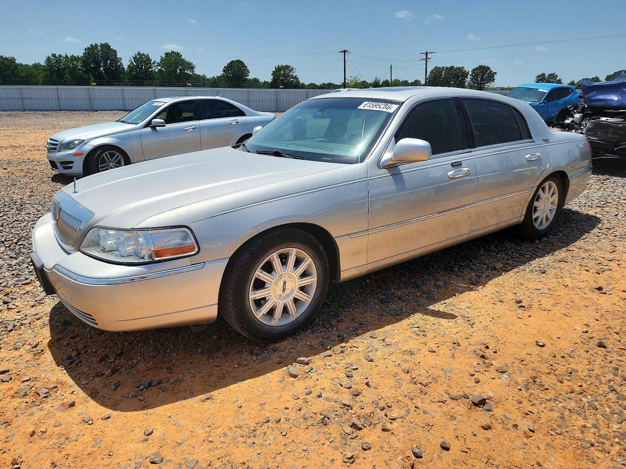2007 LINCOLN TOWNCAR