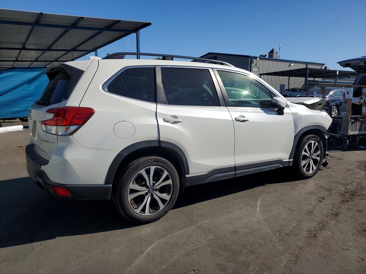 2021 SUBARU FORESTER