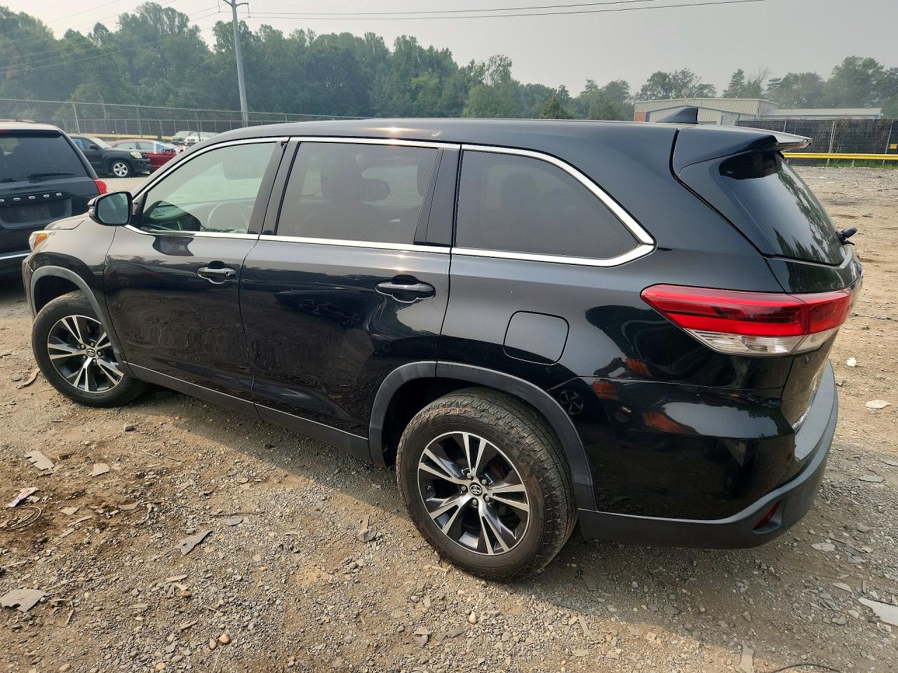 2019 TOYOTA HIGHLANDER