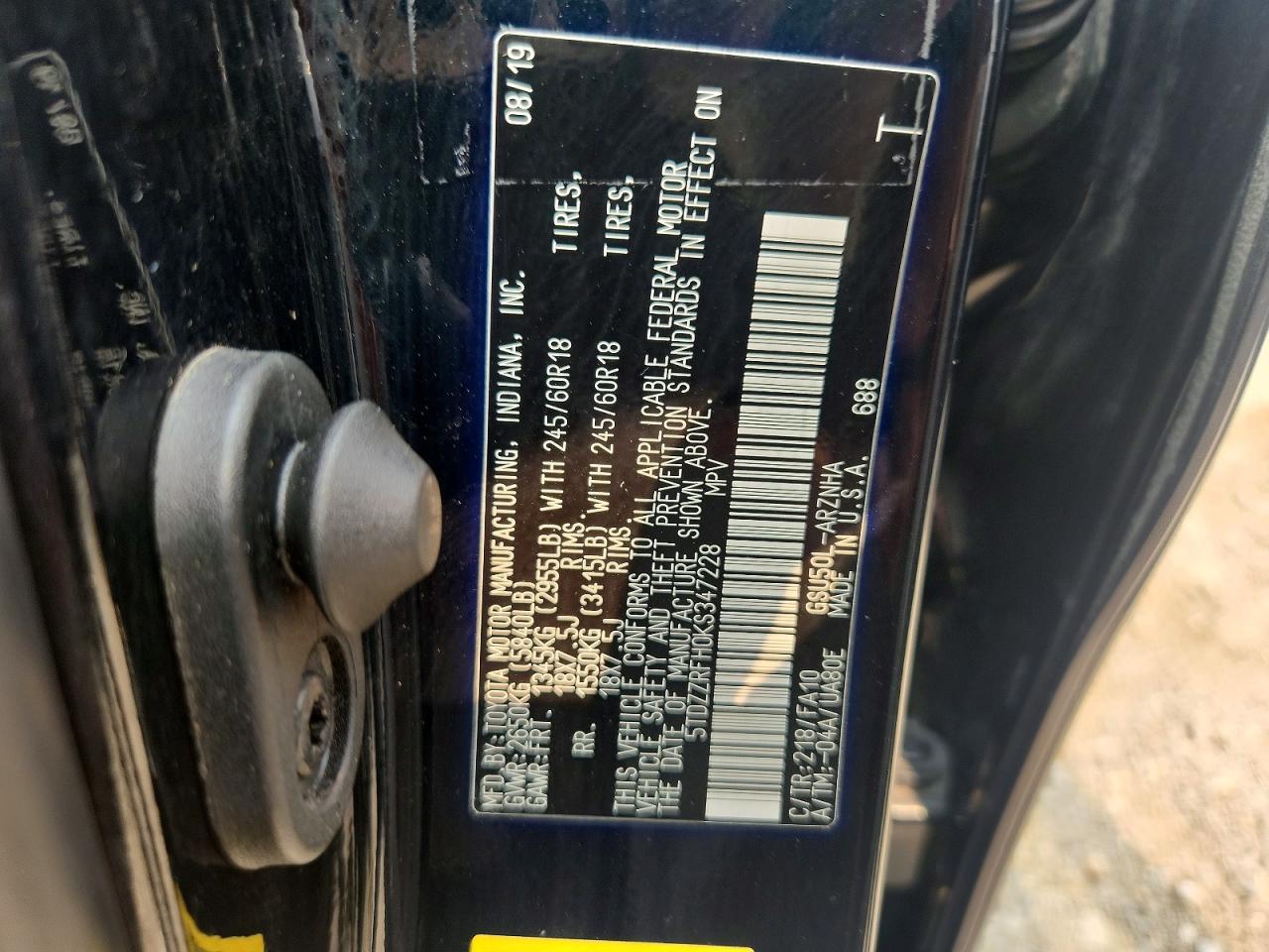 2019 TOYOTA HIGHLANDER