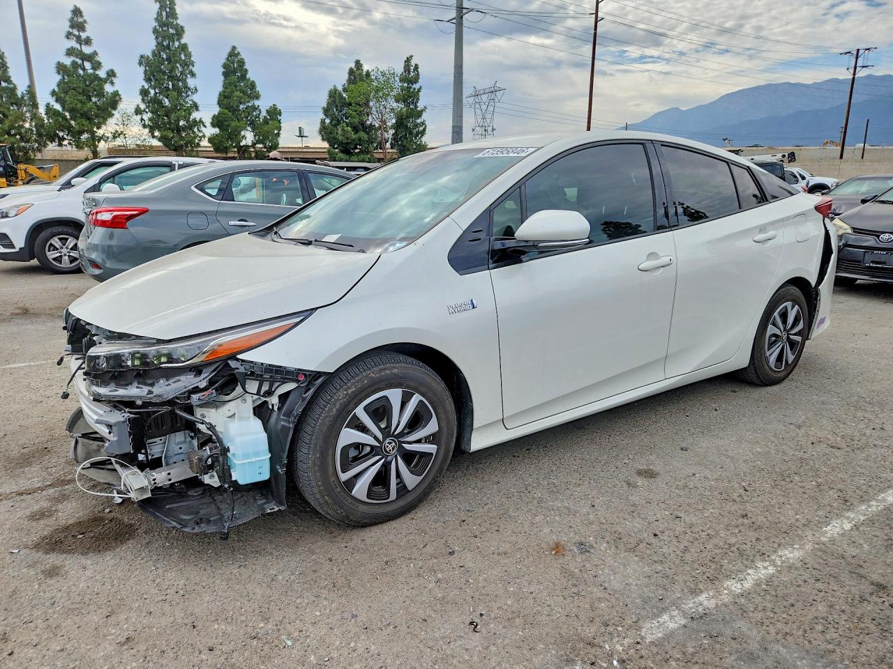 2018 TOYOTA PRIUS