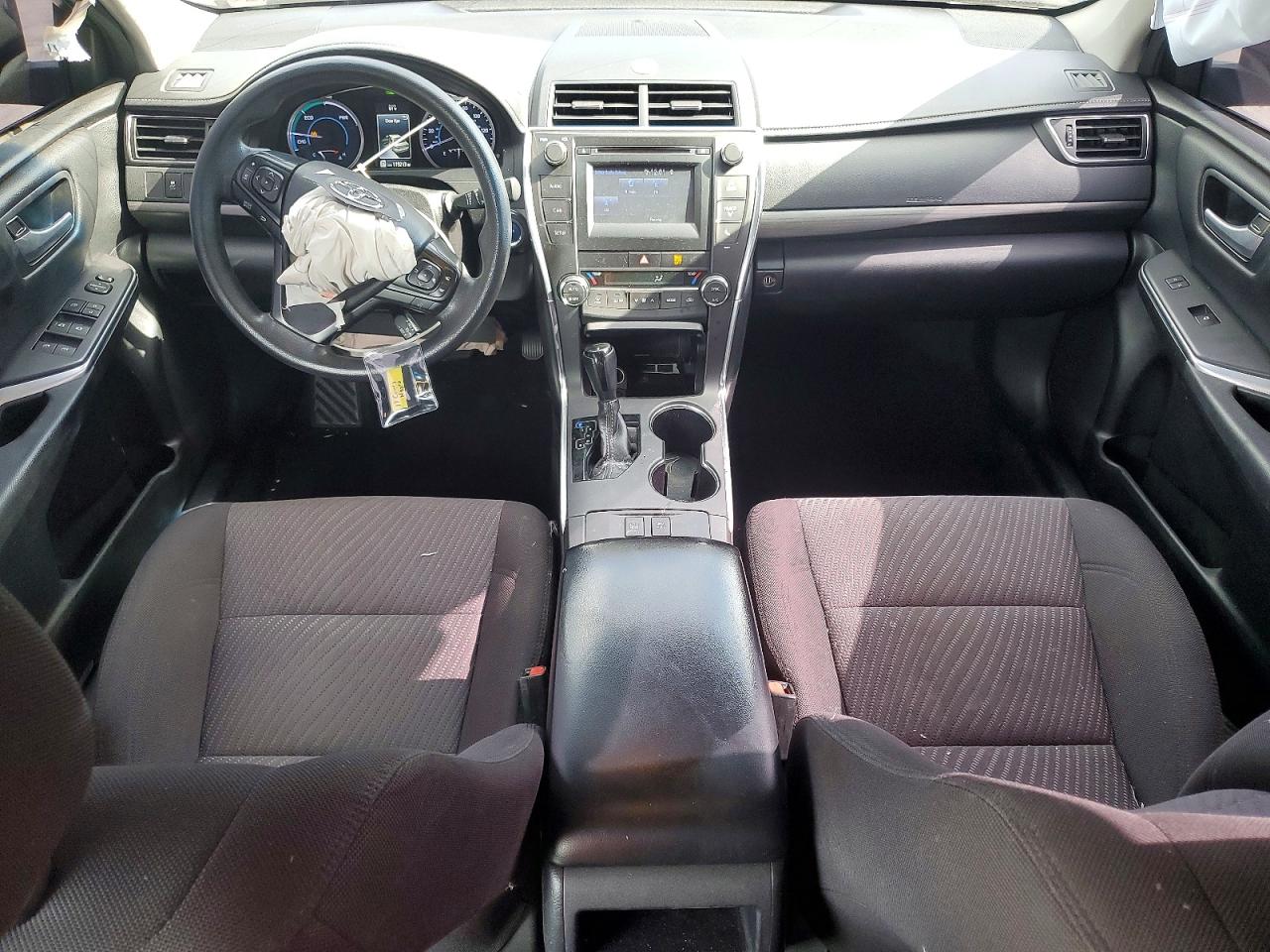 2017 TOYOTA CAMRY SOLA