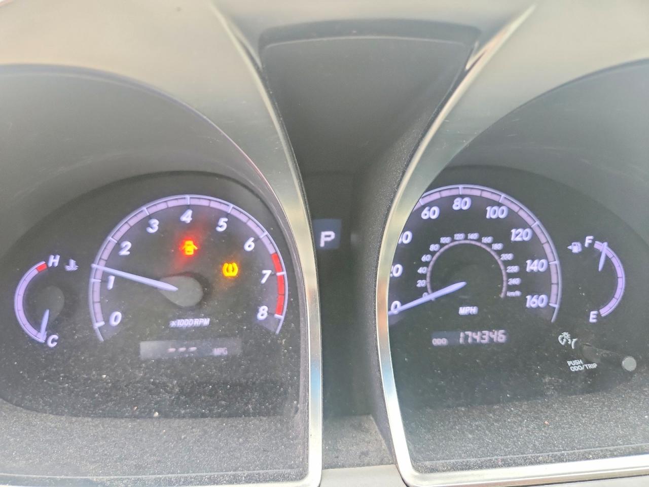 2011 TOYOTA AVALON