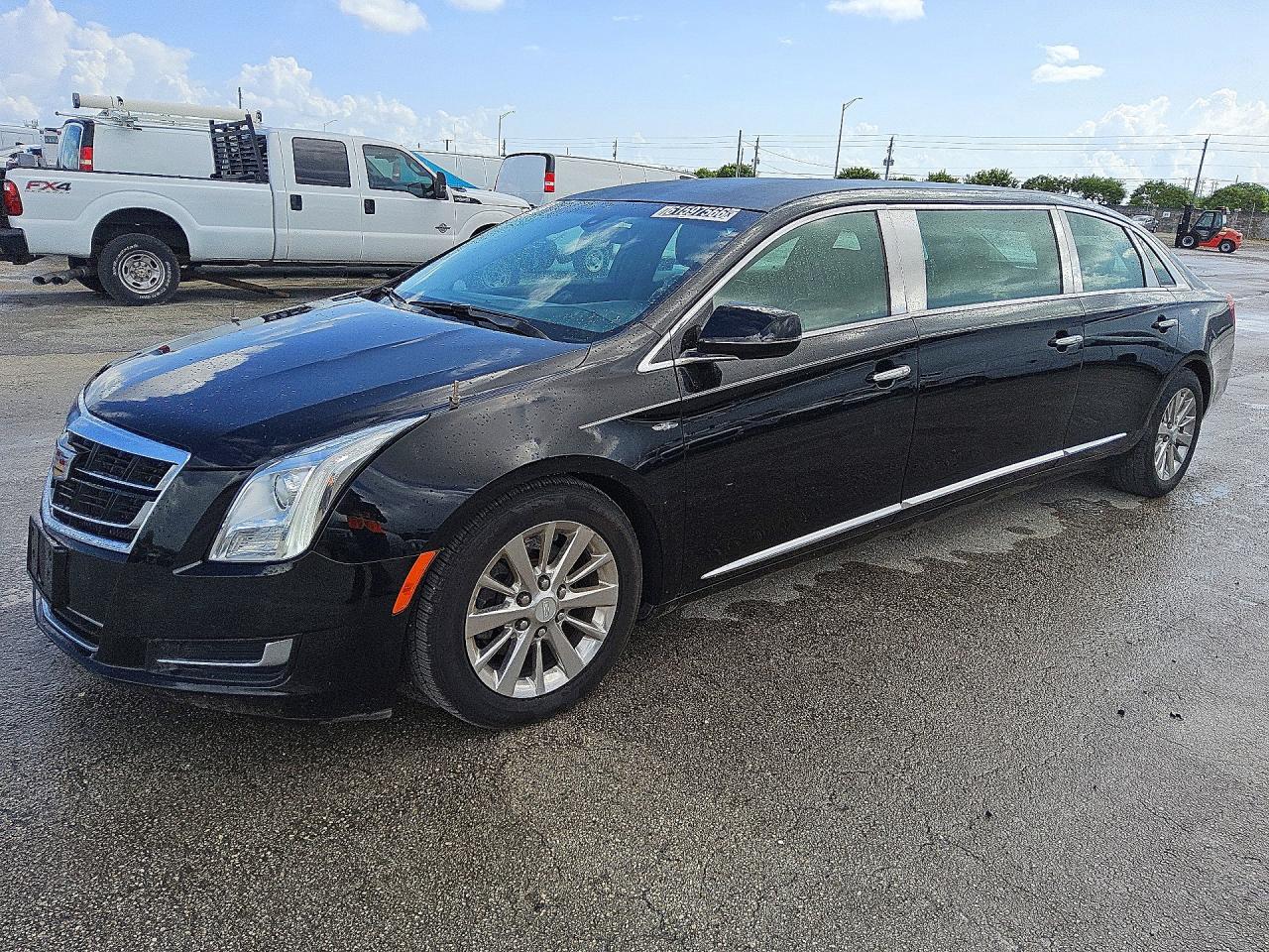 2017 CADILLAC XTS