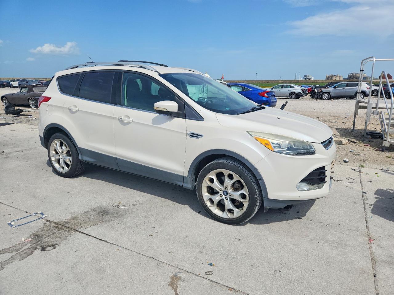 2013 FORD ESCAPE