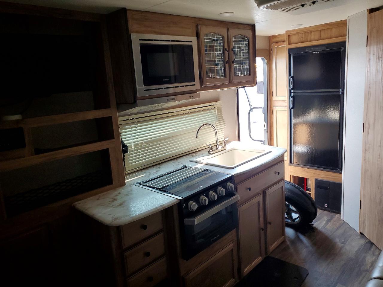 2019 FREE EXPRESS 24