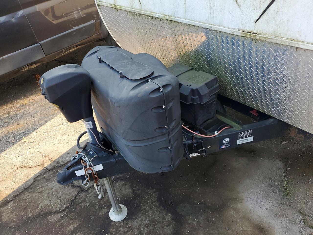 2019 FREE EXPRESS 24