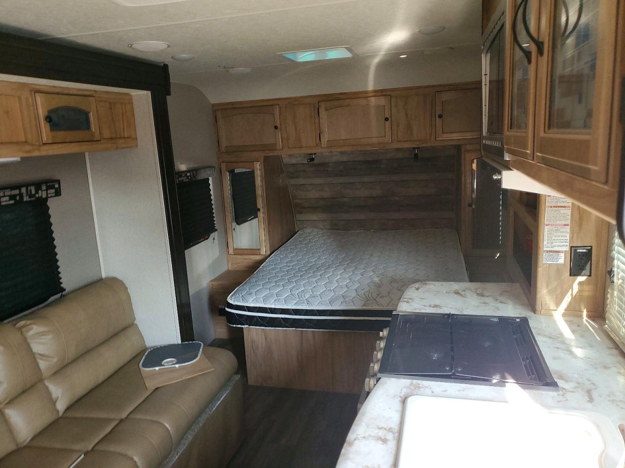 2019 FREE EXPRESS 24