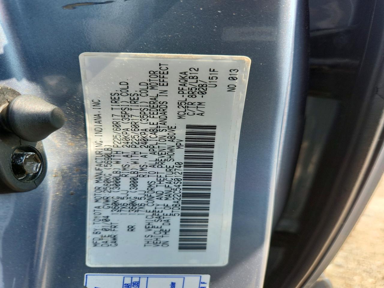 2004 TOYOTA SIENNA