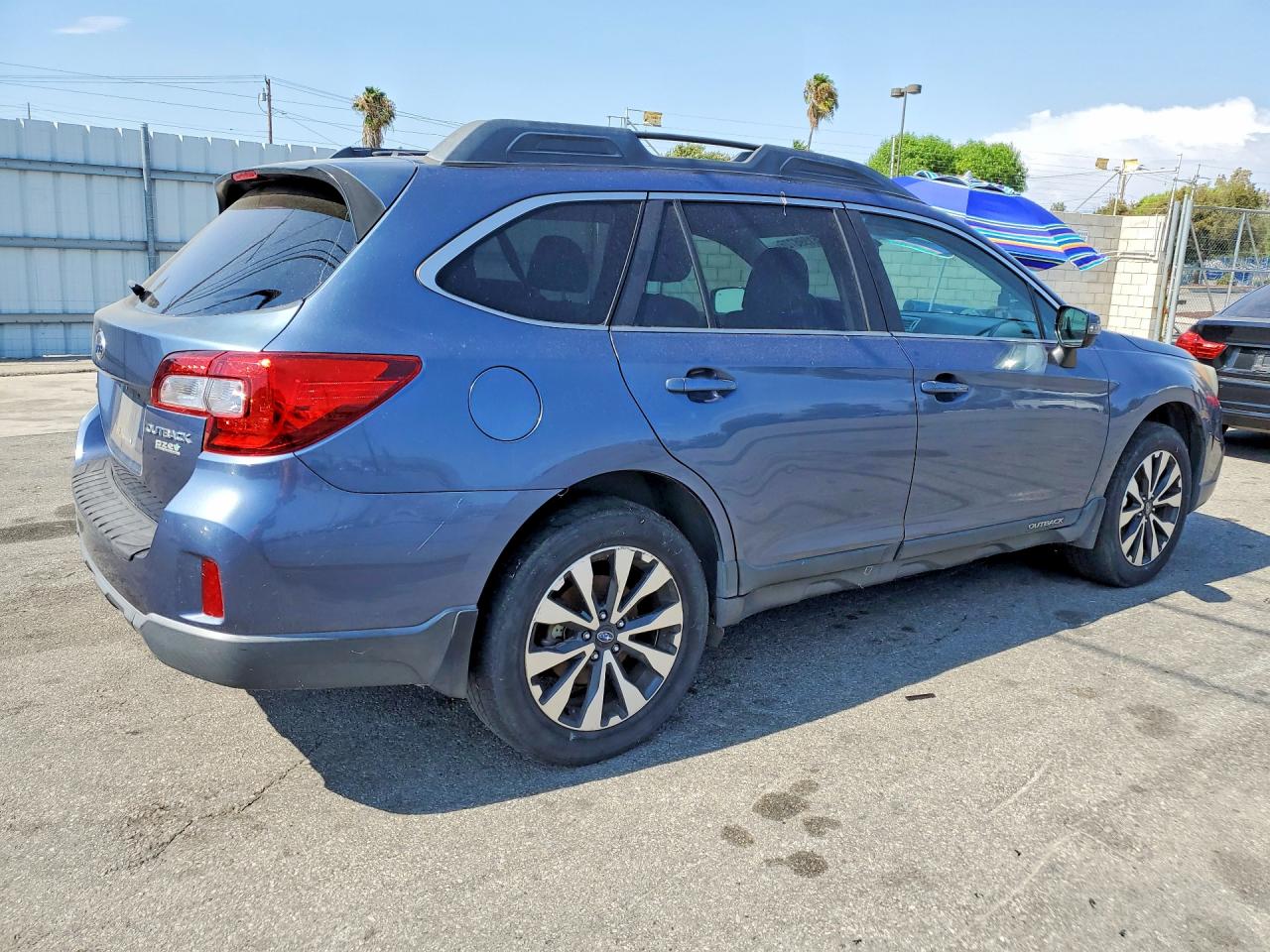2015 SUBARU OUTBACK