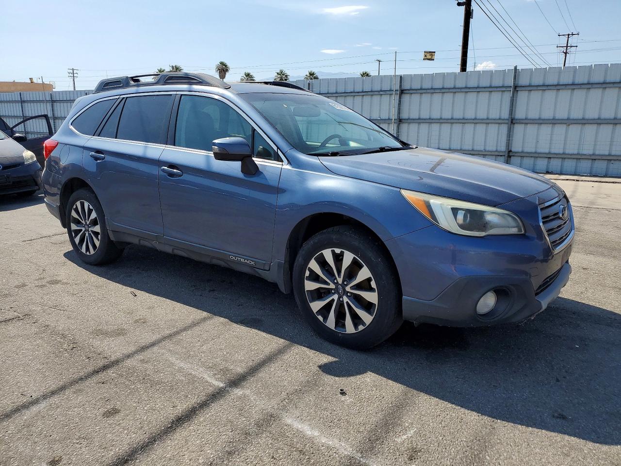 2015 SUBARU OUTBACK