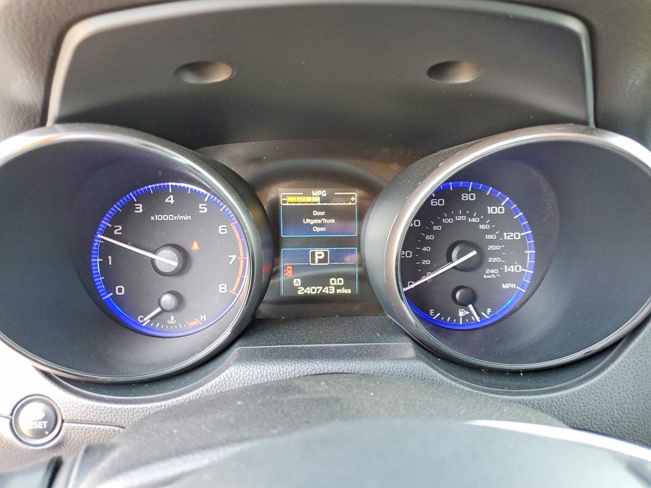 2015 SUBARU OUTBACK