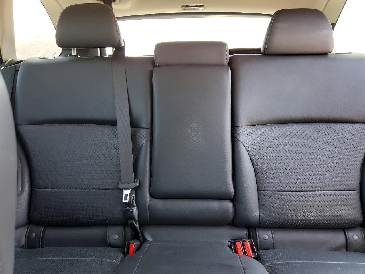 2015 SUBARU OUTBACK