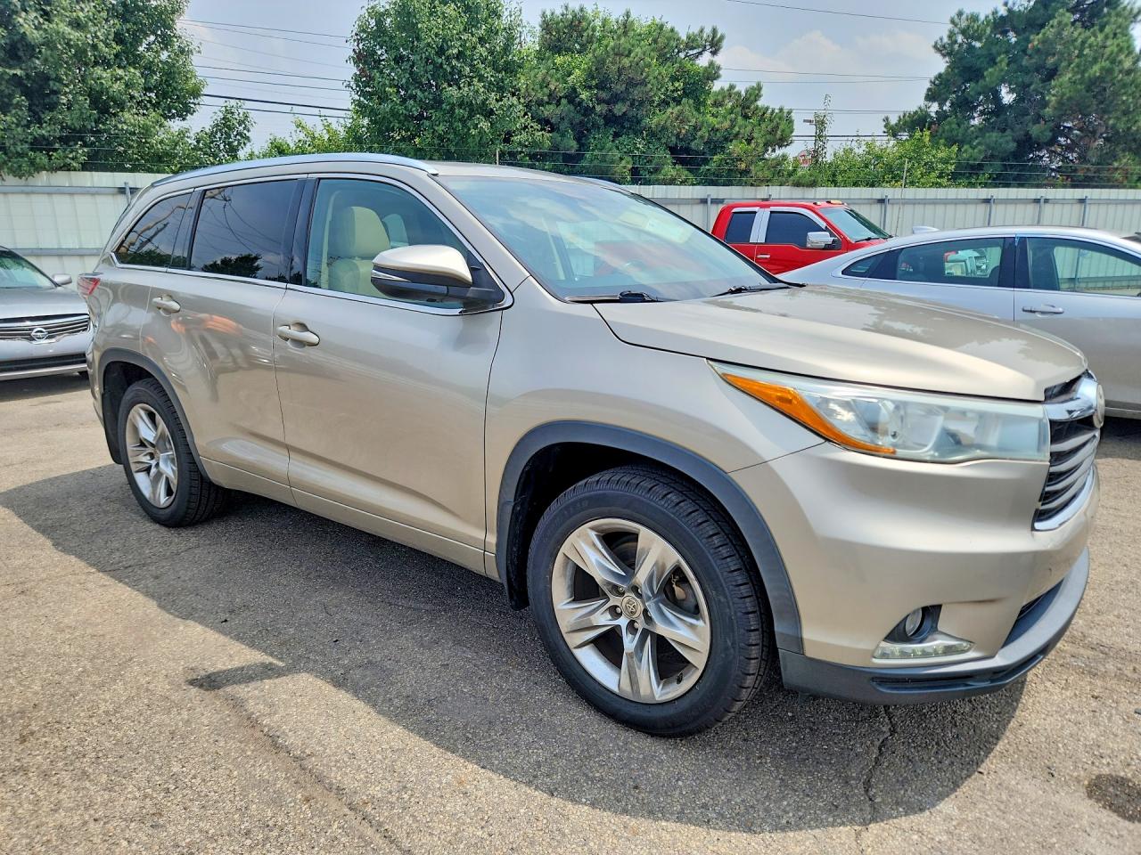 2015 TOYOTA HIGHLANDER
