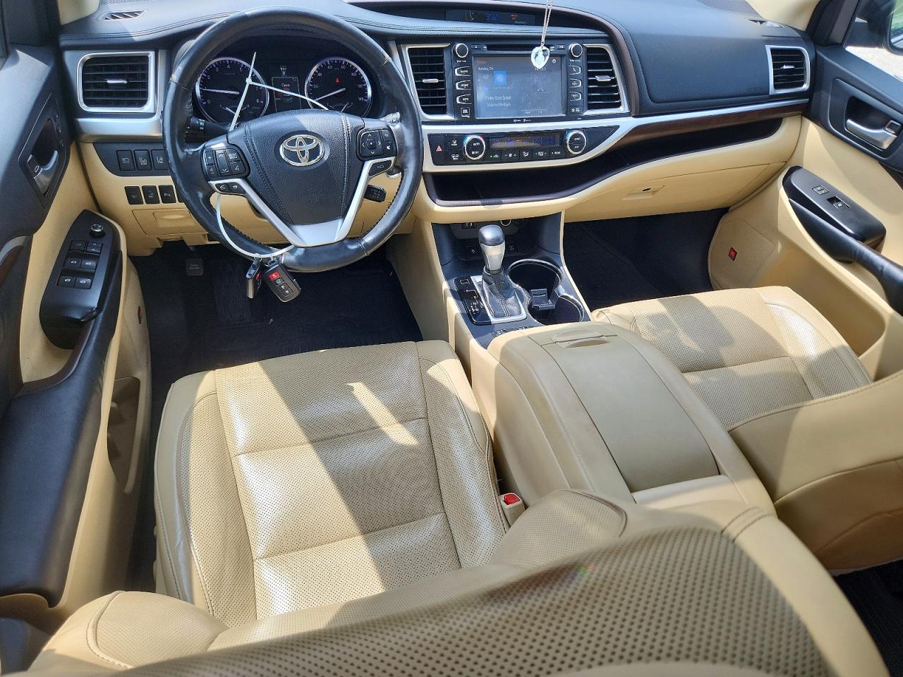 2015 TOYOTA HIGHLANDER