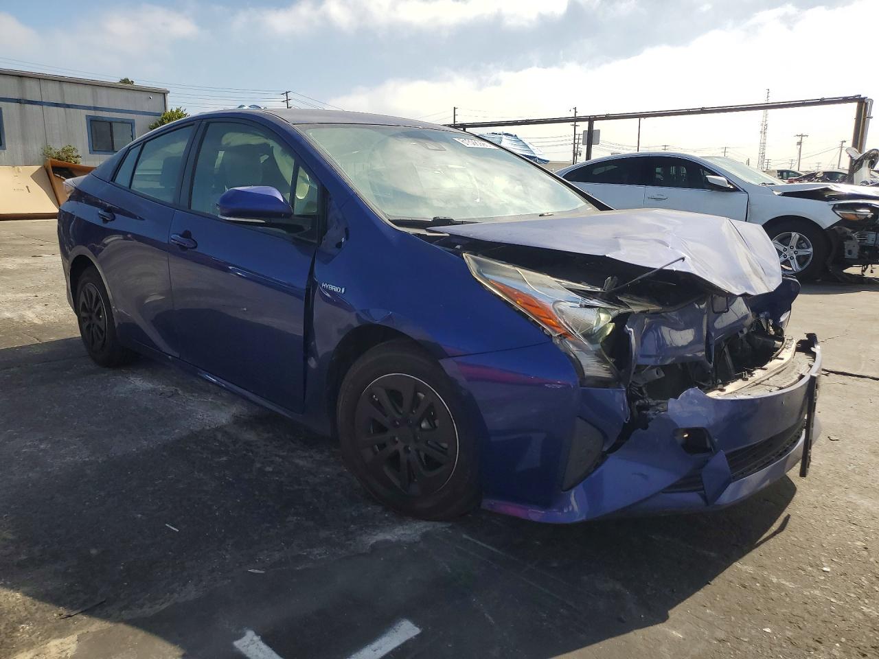 2017 TOYOTA PRIUS