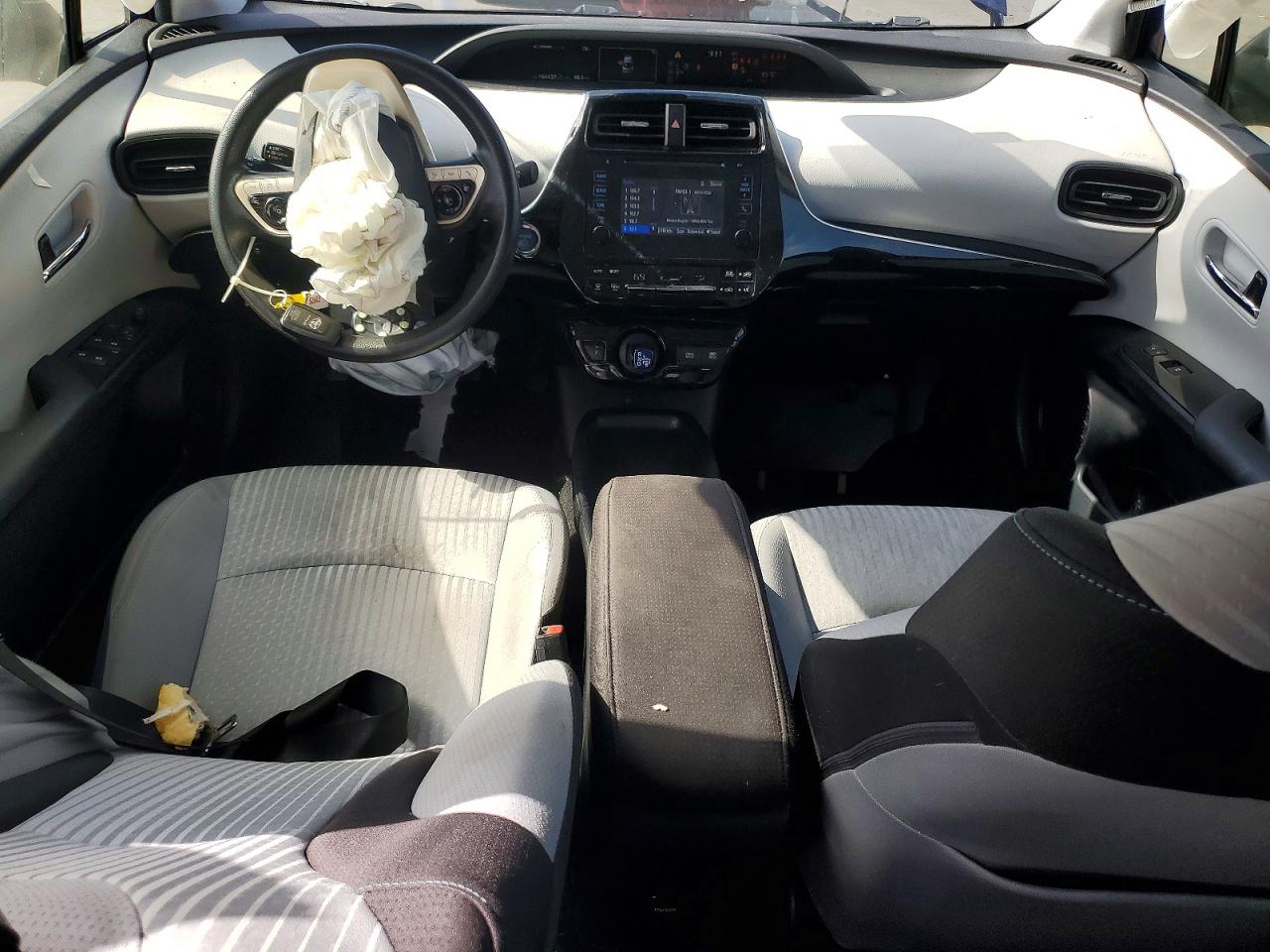 2017 TOYOTA PRIUS
