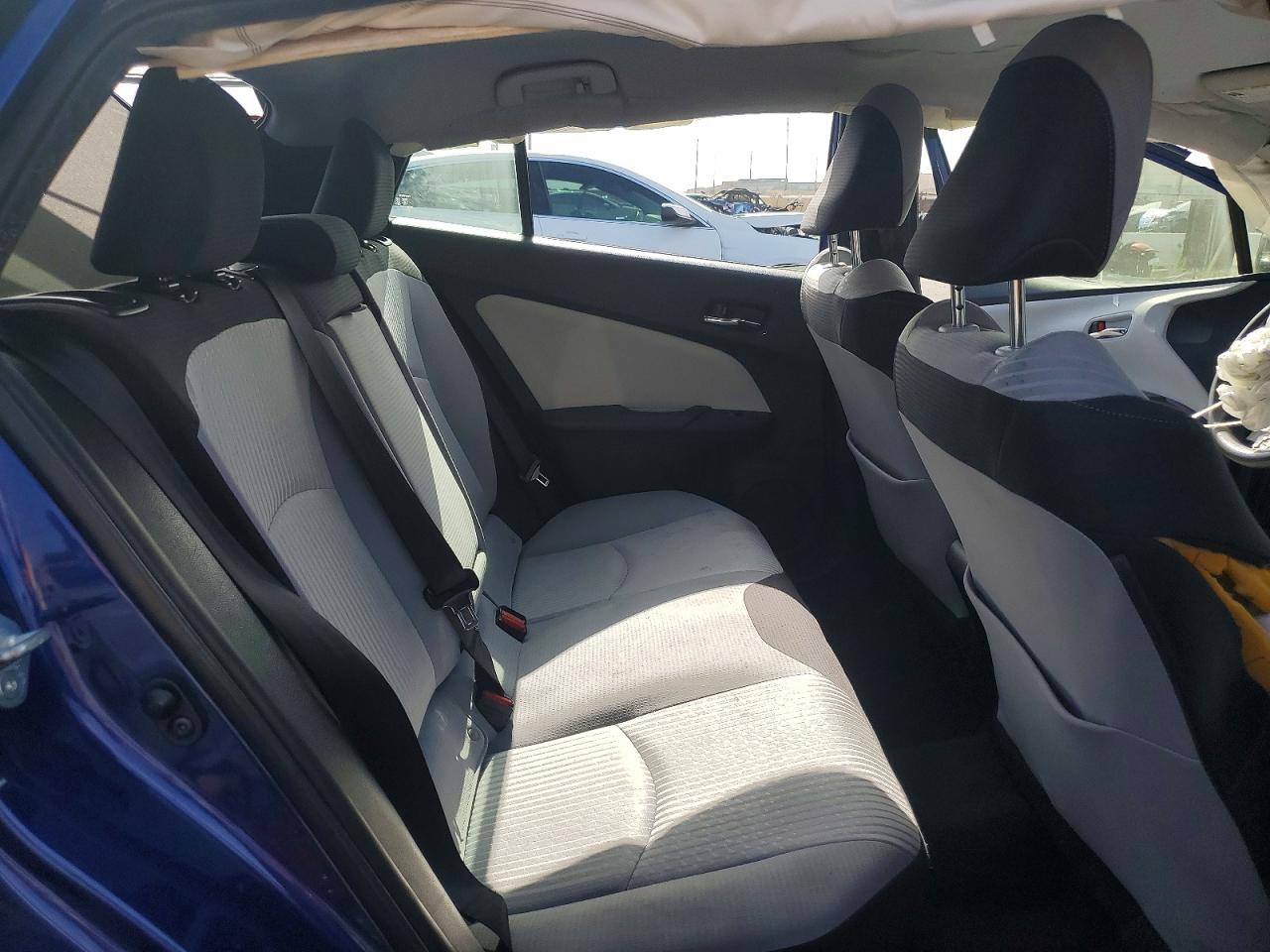 2017 TOYOTA PRIUS