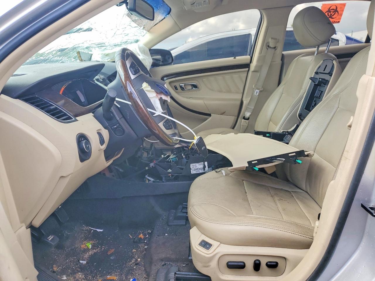 2013 FORD TAURUS