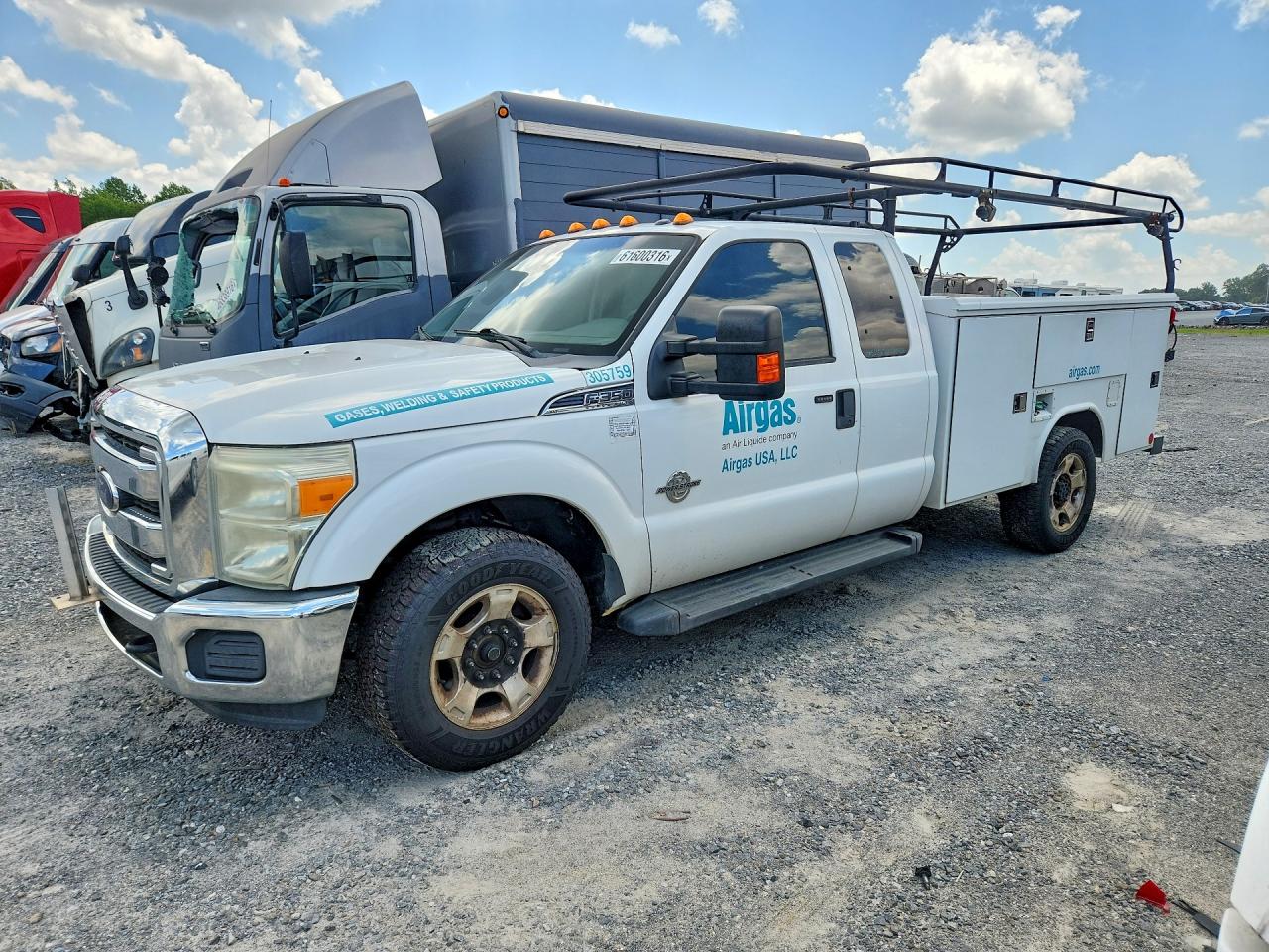 2015 FORD F350