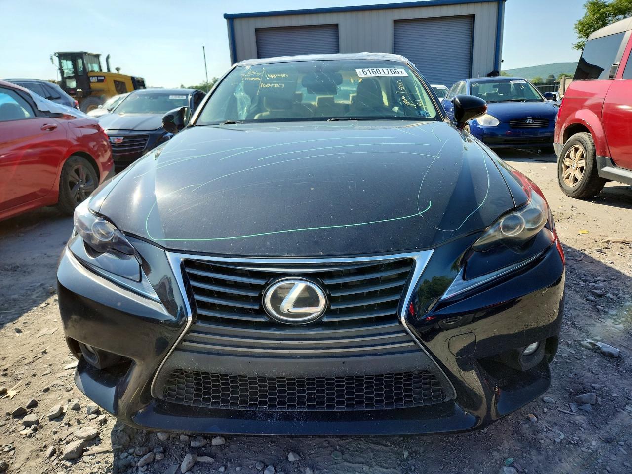 2016 LEXUS IS