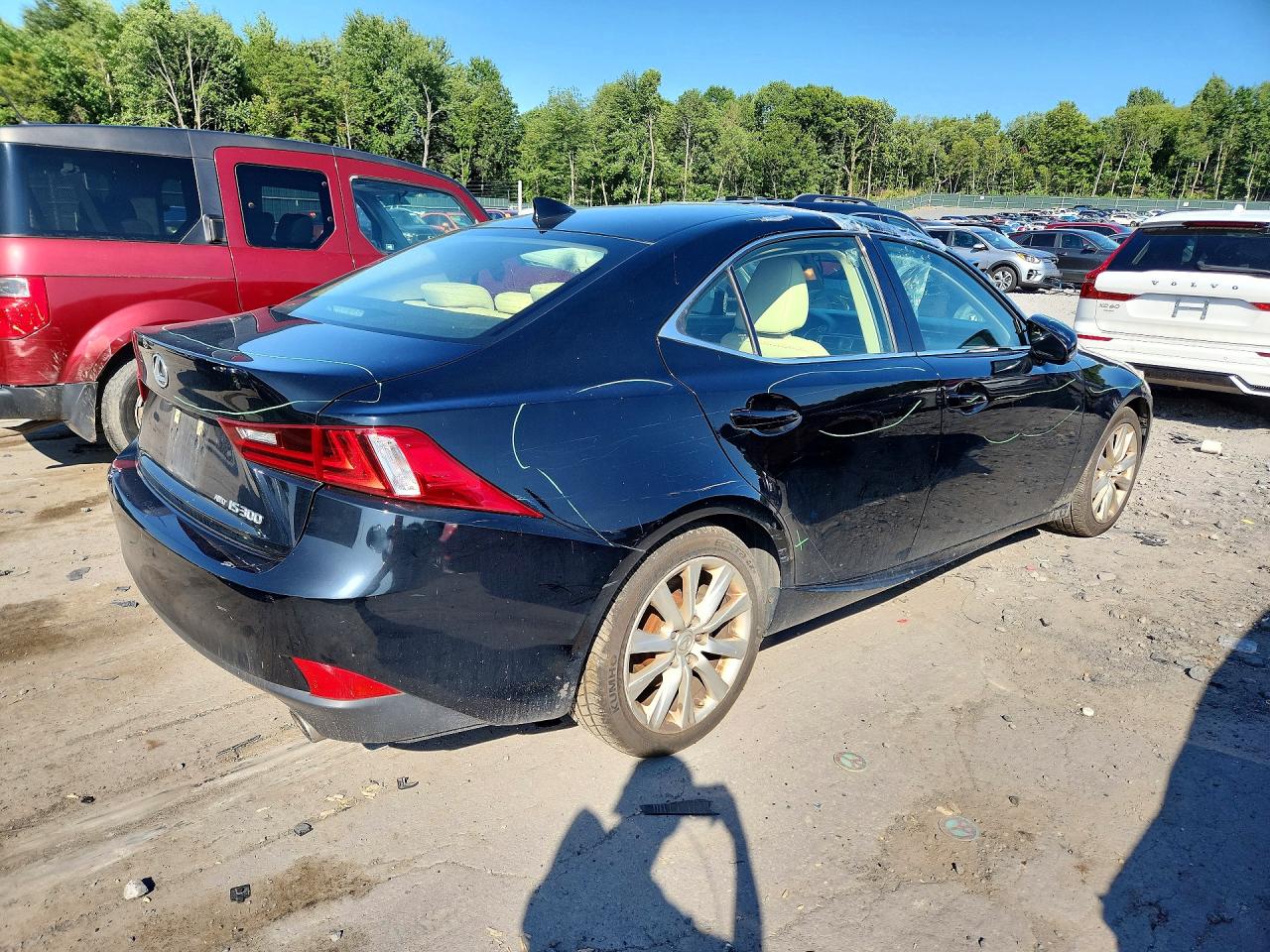 2016 LEXUS IS