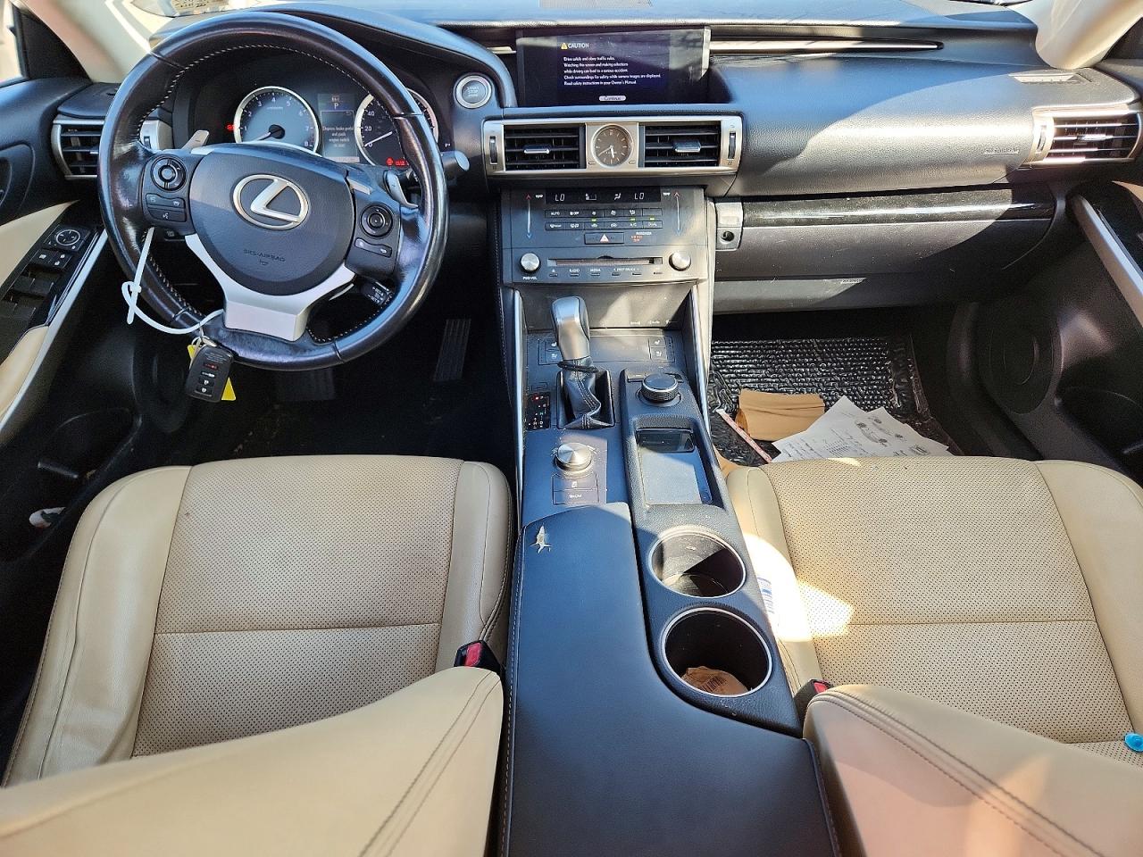 2016 LEXUS IS