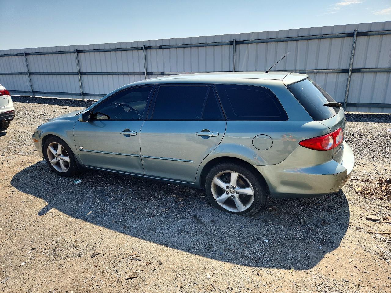 2004 MAZDA 6
