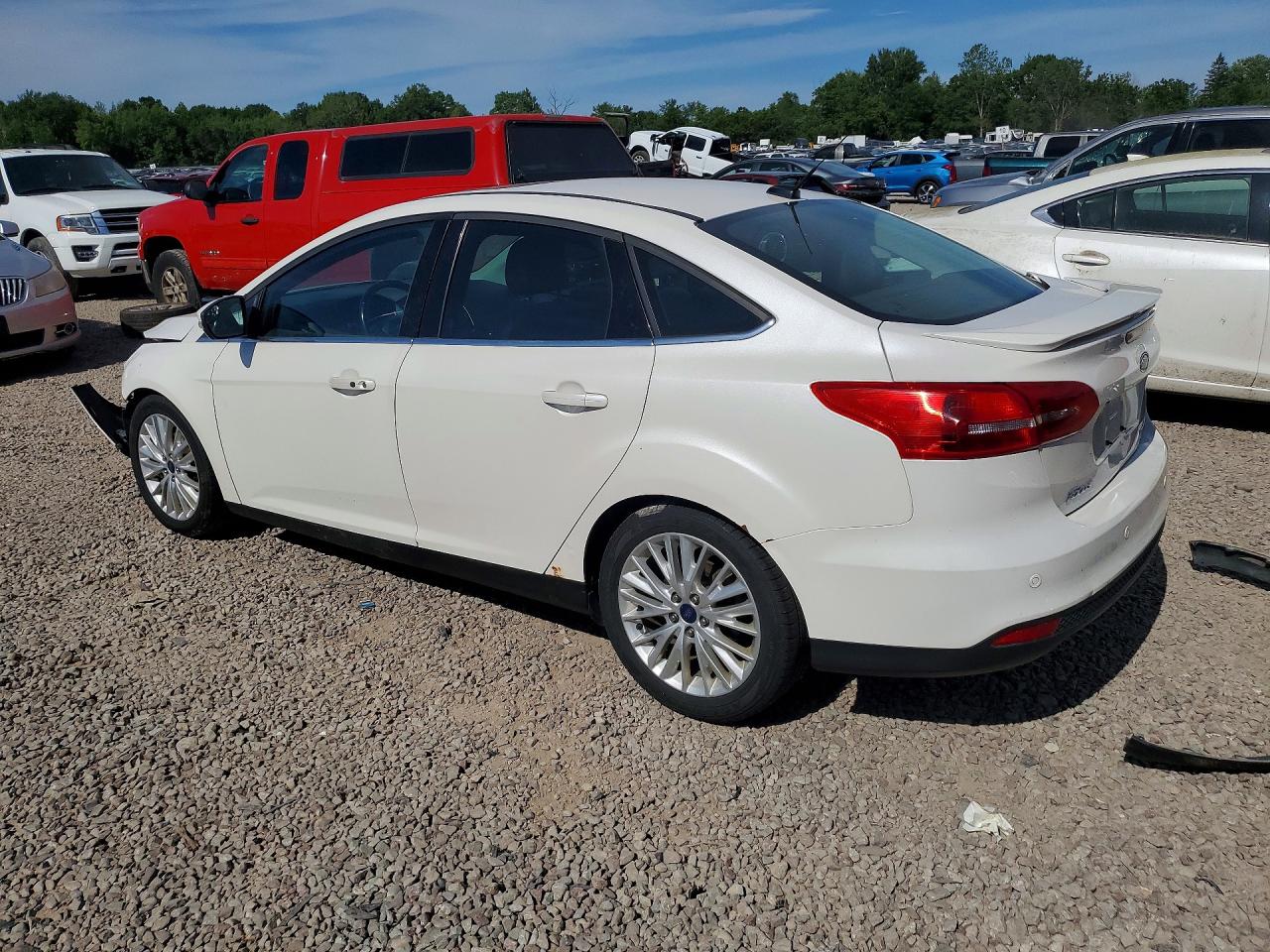 2016 FORD FOCUS