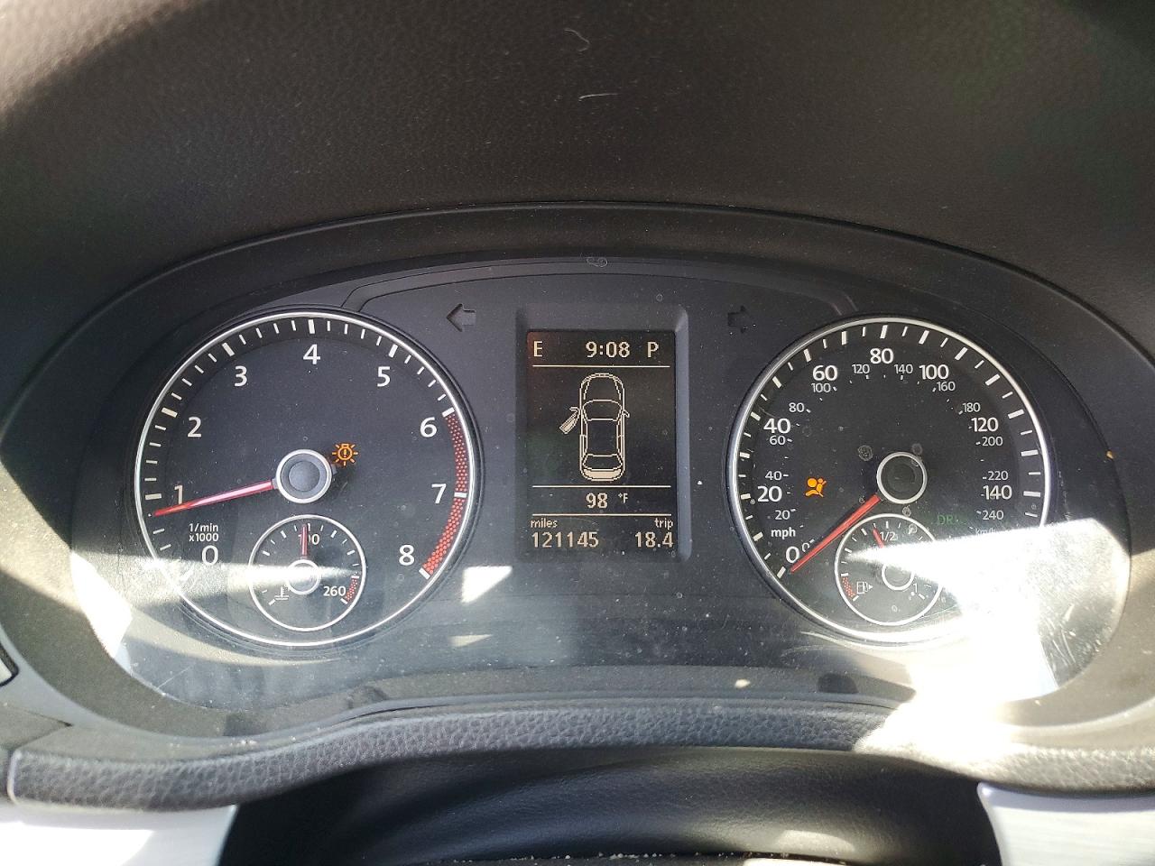 2012 VOLKSWAGEN PASSAT