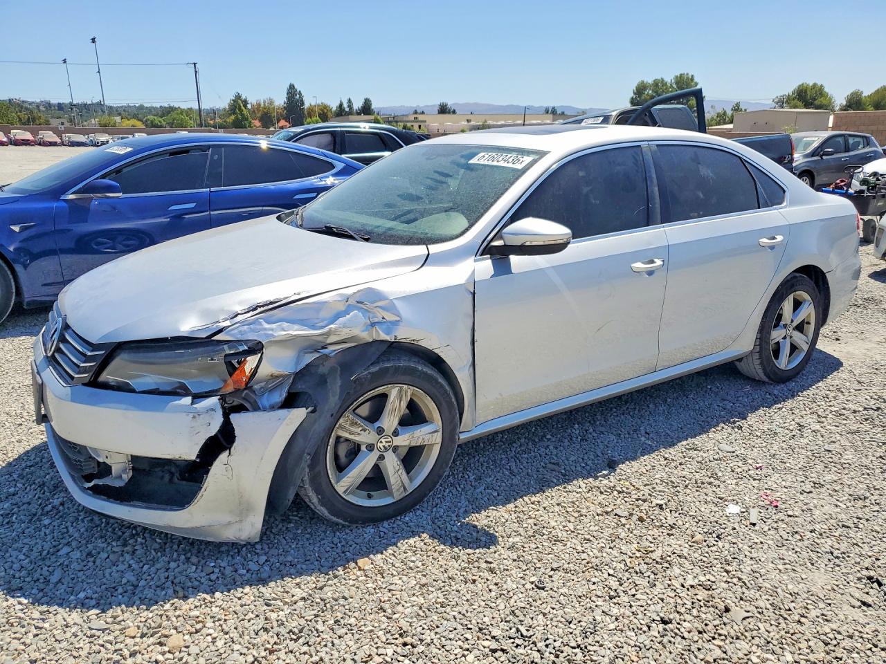 2012 VOLKSWAGEN PASSAT
