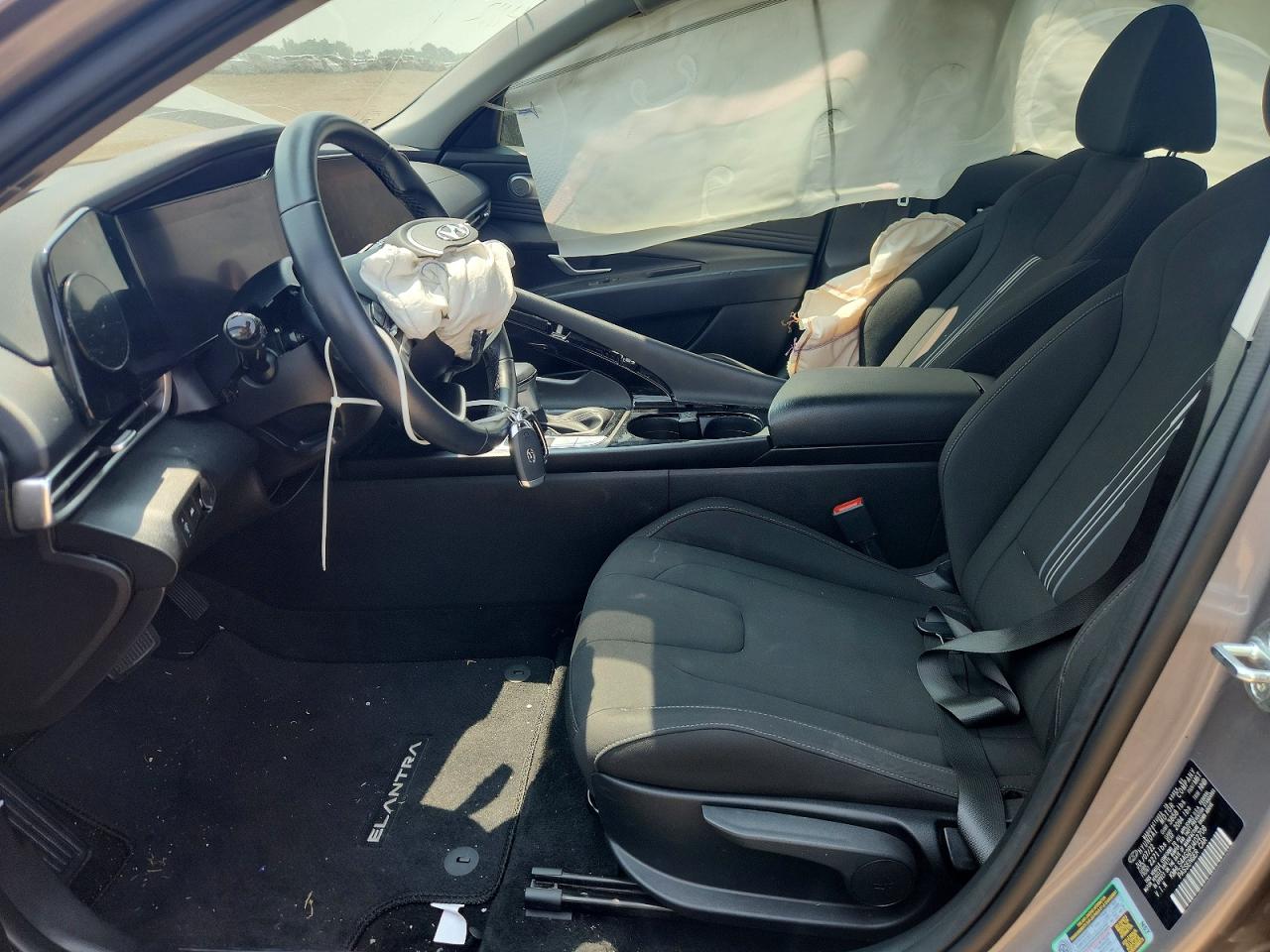 2023 HYUNDAI ELANTRA