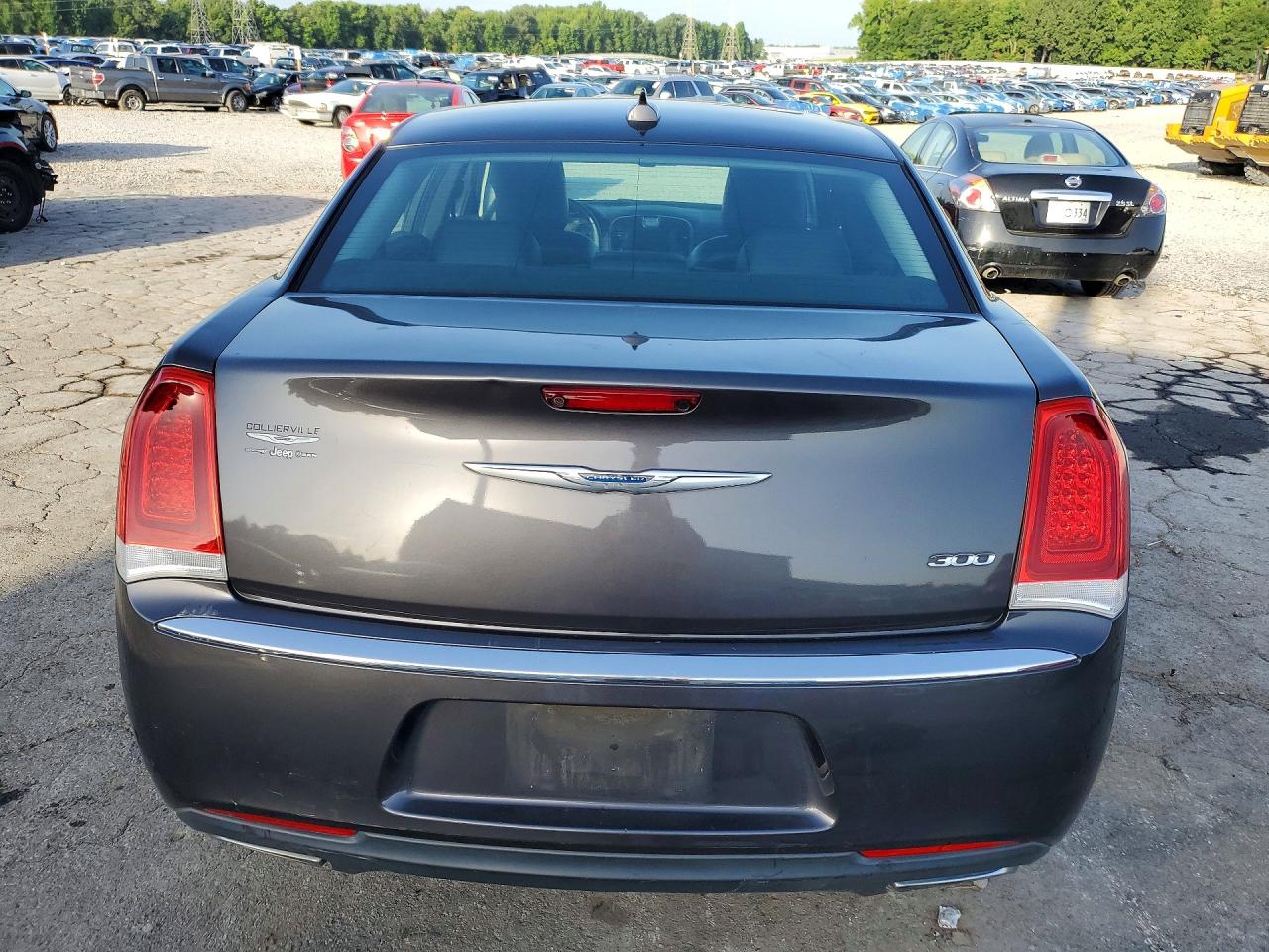 2016 CHRYSLER 300