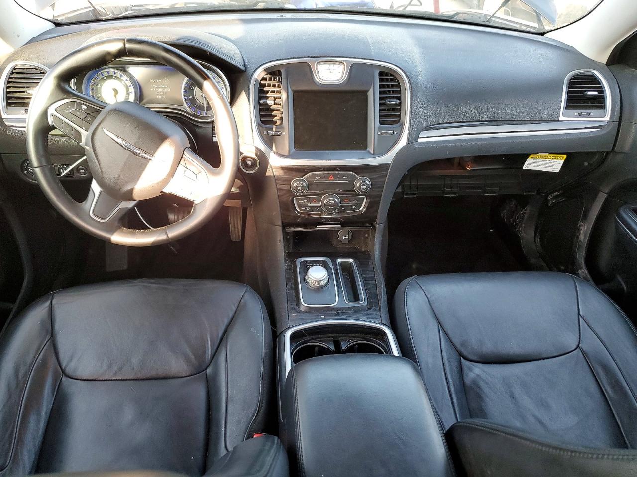 2016 CHRYSLER 300
