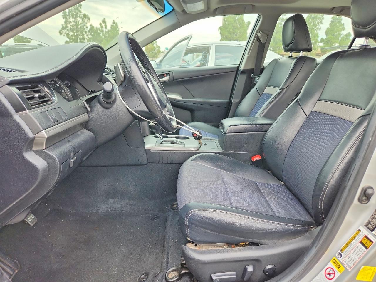 2012 TOYOTA CAMRY