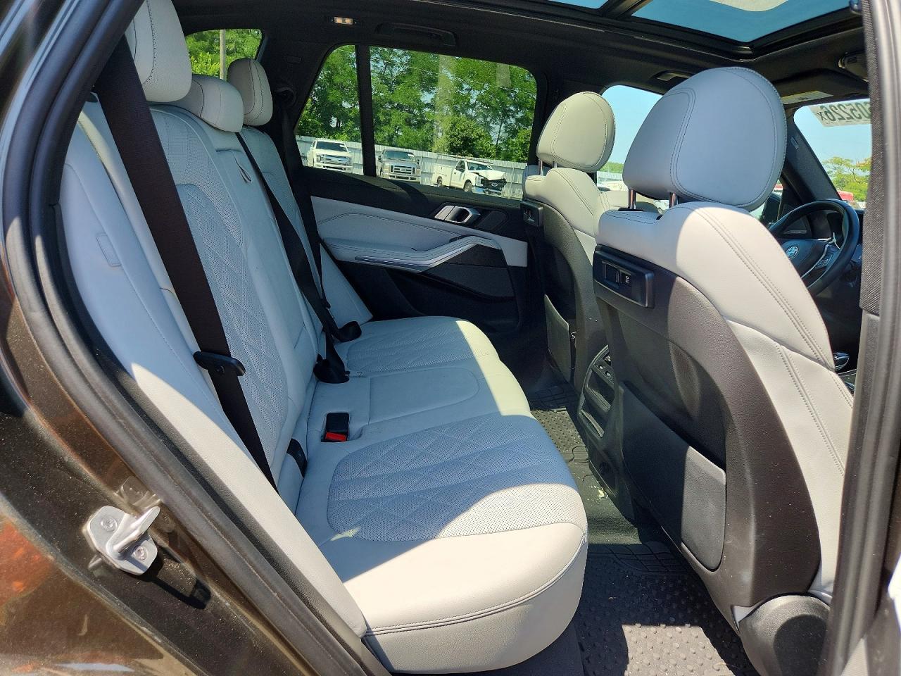 2023 BMW X5