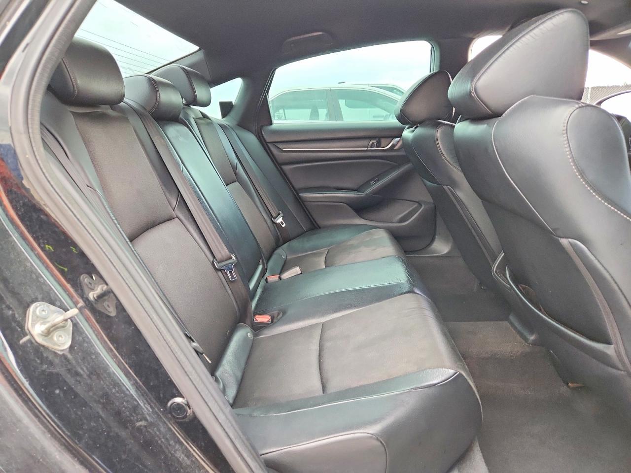 2018 HONDA ACCORD
