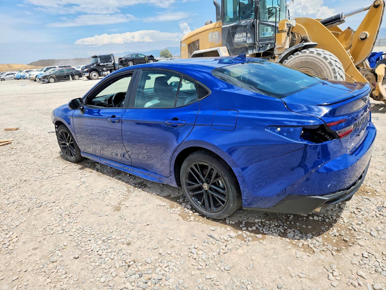 2025 TOYOTA CAMRY