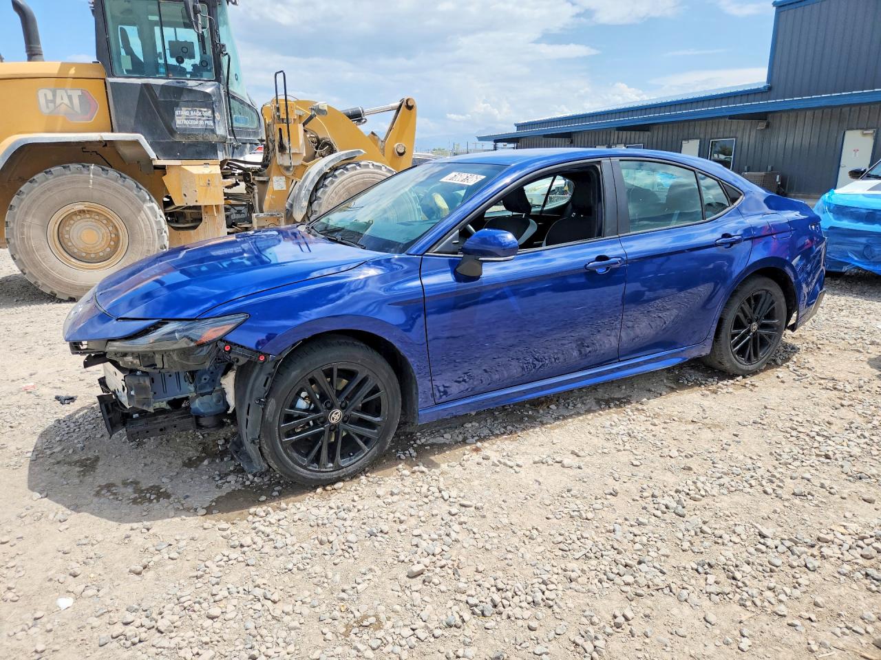2025 TOYOTA CAMRY