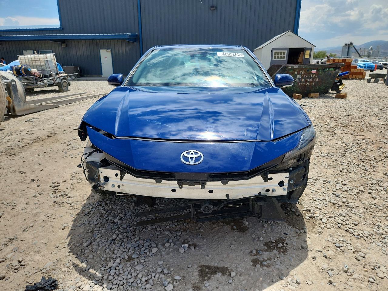 2025 TOYOTA CAMRY