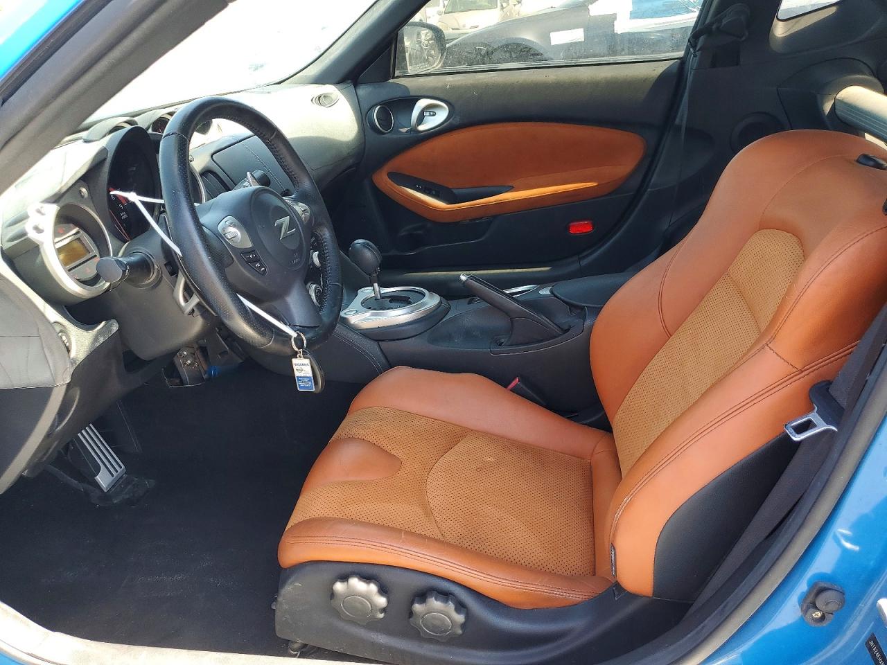 2011 NISSAN 370Z