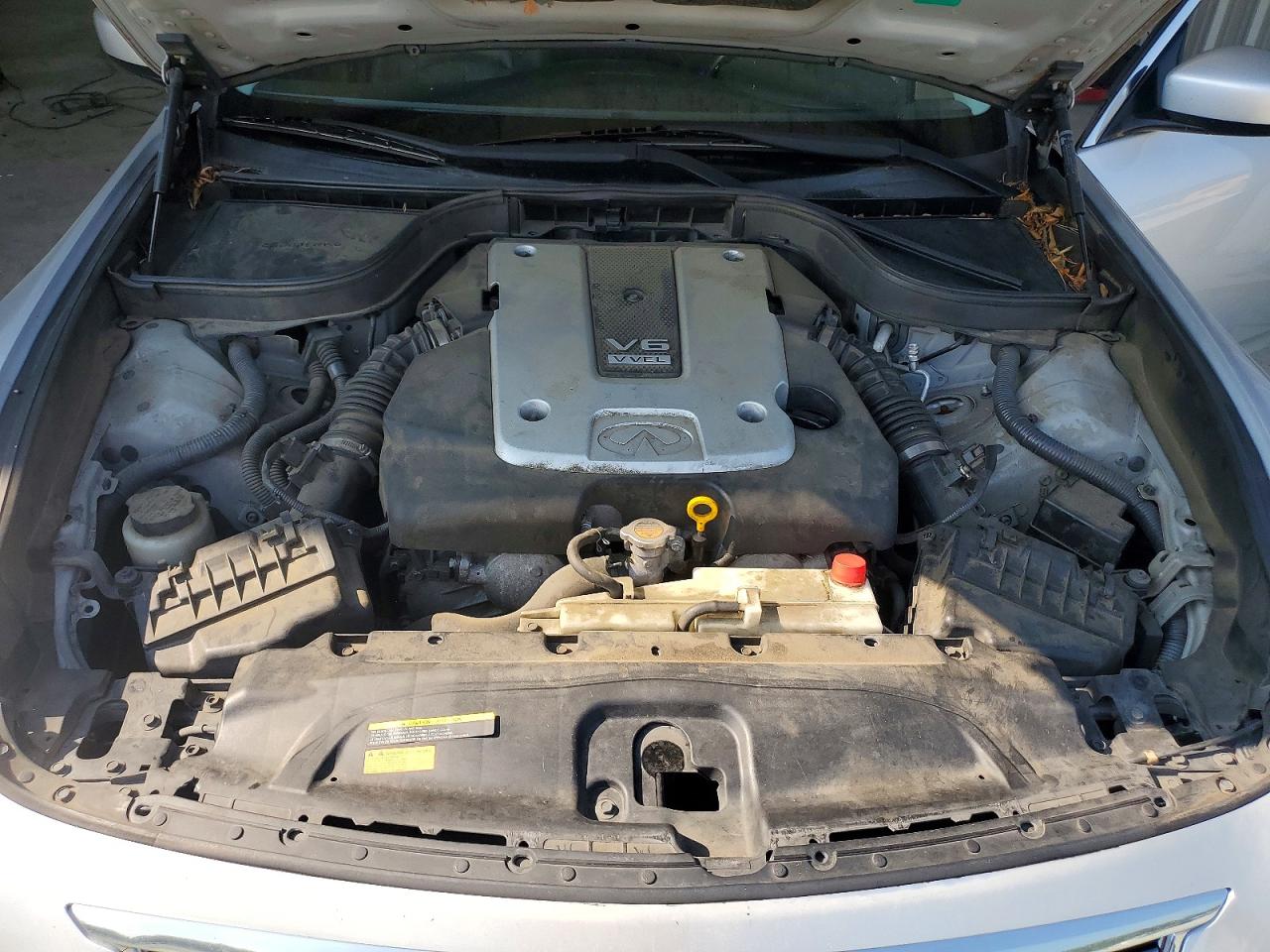 2013 INFINITI G37