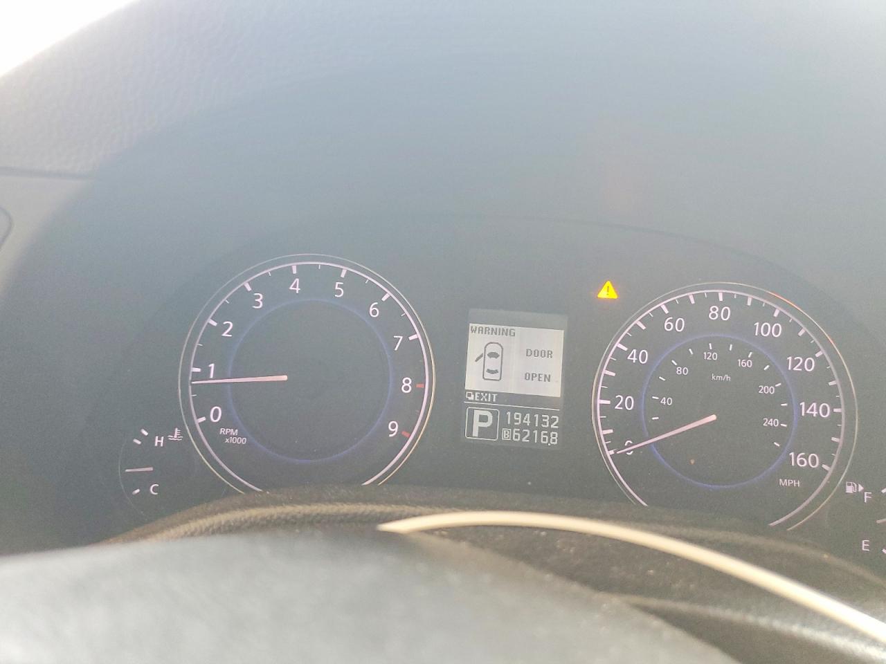 2013 INFINITI G37