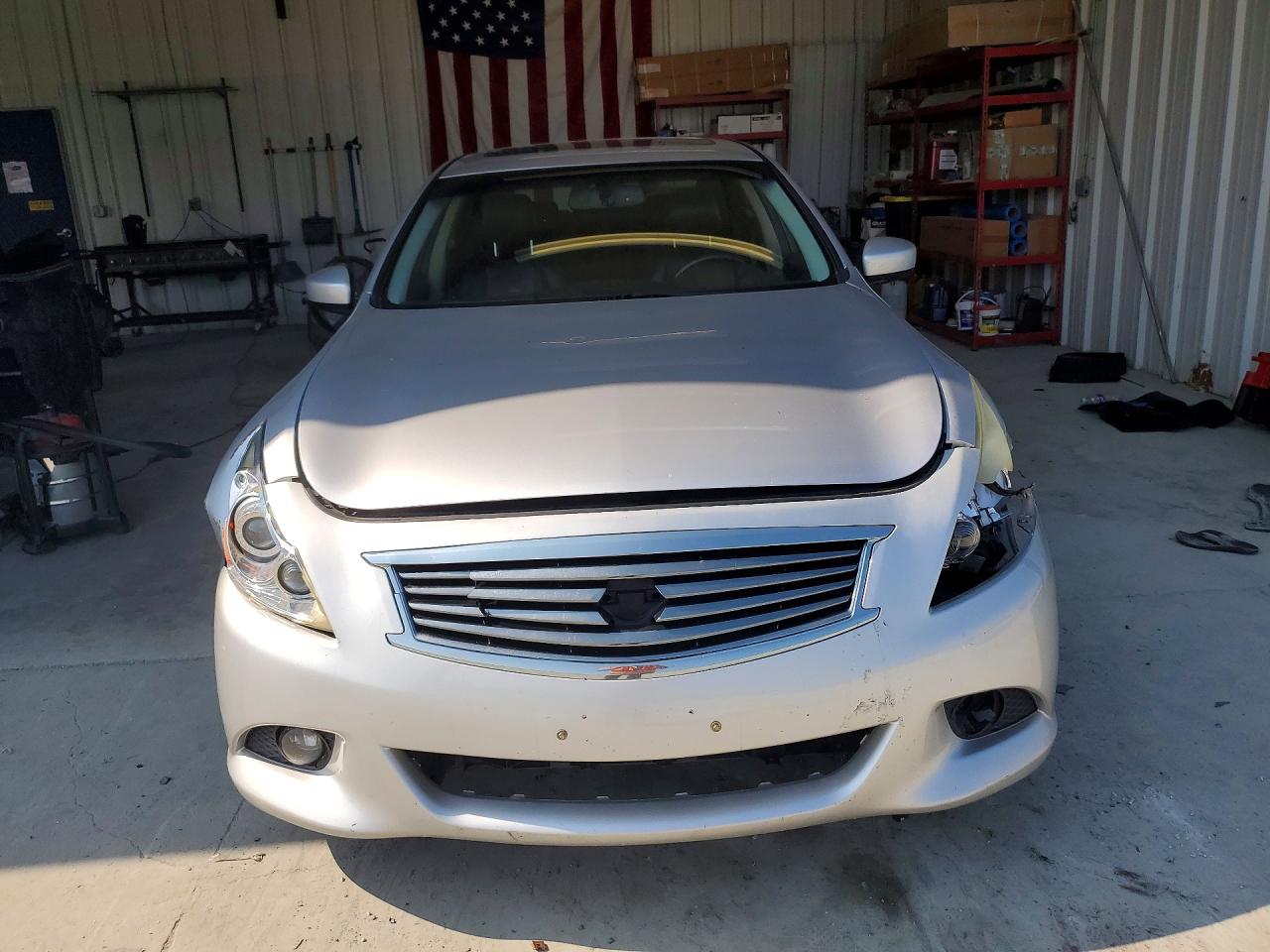 2013 INFINITI G37