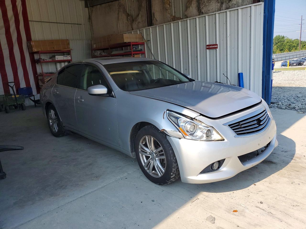 2013 INFINITI G37