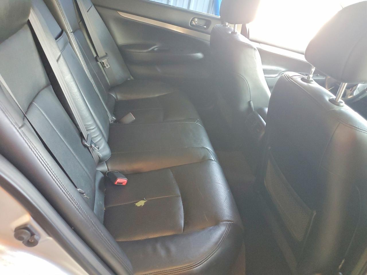 2013 INFINITI G37
