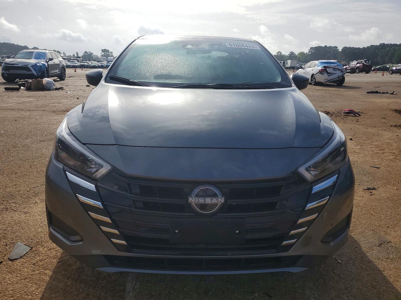 2025 NISSAN VERSA