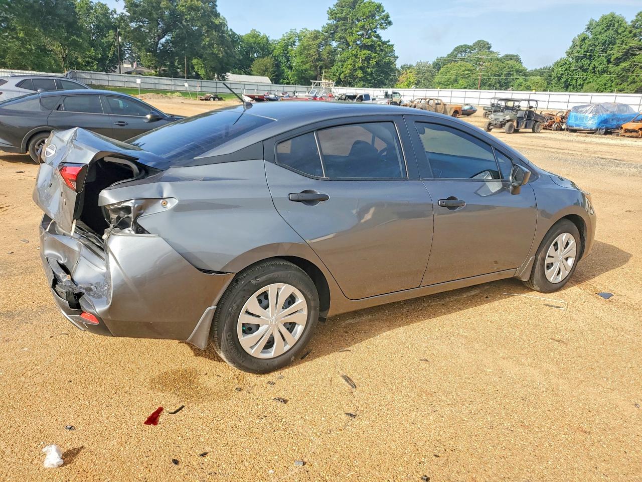 2025 NISSAN VERSA
